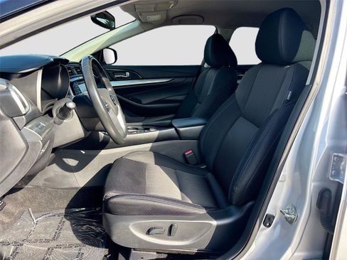 Used 2018 Nissan Maxima 3.5 S image 21