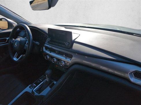 Used 2025 Acura Integra image 24