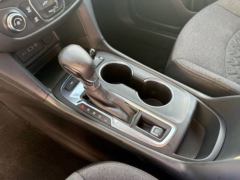 Used 2022 Chevrolet Equinox LT image 22