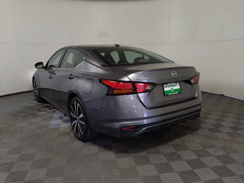 Used 2022 Nissan Altima 2.5 SR FWD image 6