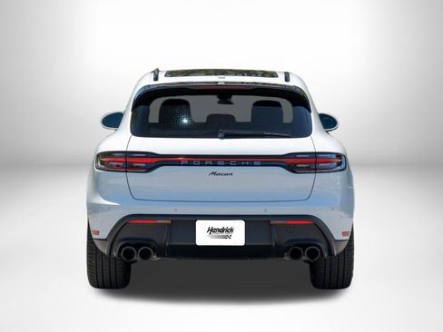Certified 2026 Porsche Macan AWD/4WD image 7