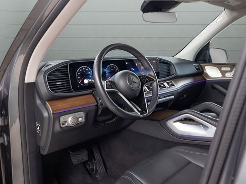 Used 2024 Mercedes-Benz GLE 350 4MATIC image 43