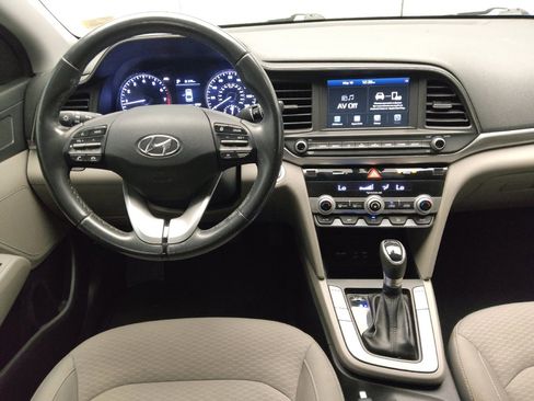 Used 2020 Hyundai Elantra Value Edition FWD image 22