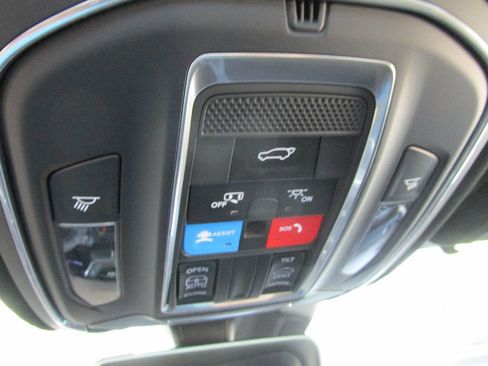 New 2026 Jeep Grand Cherokee Laredo X AWD/4WD image 34