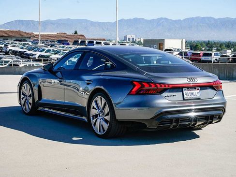 Used 2022 Audi e-tron GT Prestige w/ Prestige Package image 2