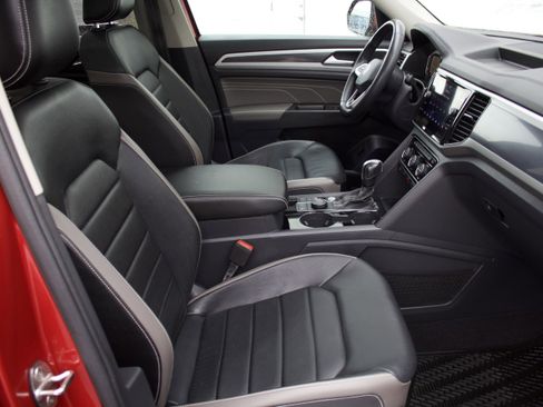 Used 2022 Volkswagen Atlas SEL Premium AWD/4WD image 39