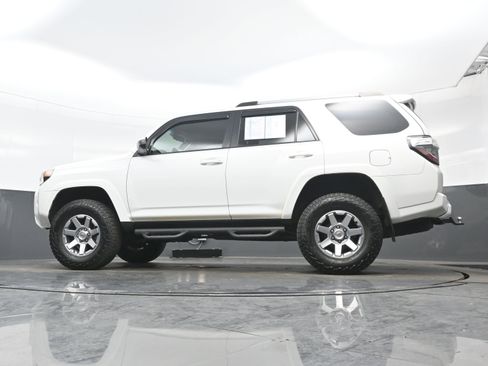 Used 2015 Toyota 4Runner Trail image 28