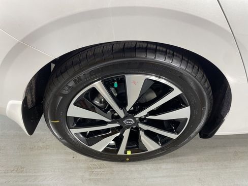 New 2025 Nissan Sentra SV w/ SV Premium Package image 10