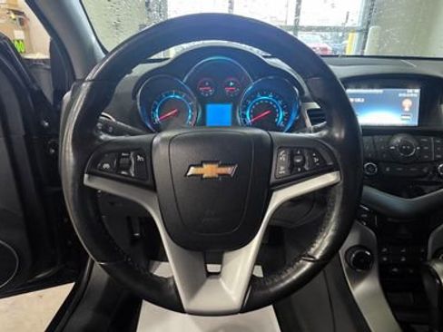 Used 2016 Chevrolet Cruze LT image 16