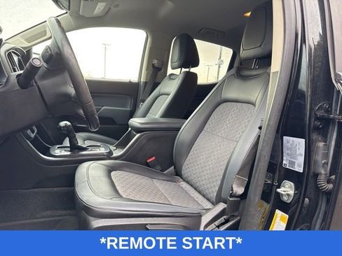 Used 2021 Chevrolet Colorado Z71 w/ Z71 Midnight Edition image 6