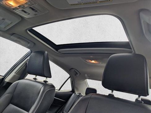 Used 2015 Toyota Corolla LE Premium image 15