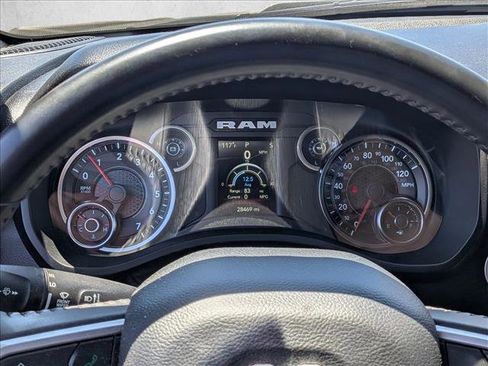 Used 2022 RAM 1500 Big Horn AWD/4WD image 10