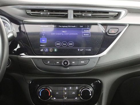 Used 2020 Buick Encore GX Preferred w/ Cold Weather Comfort Package image 30