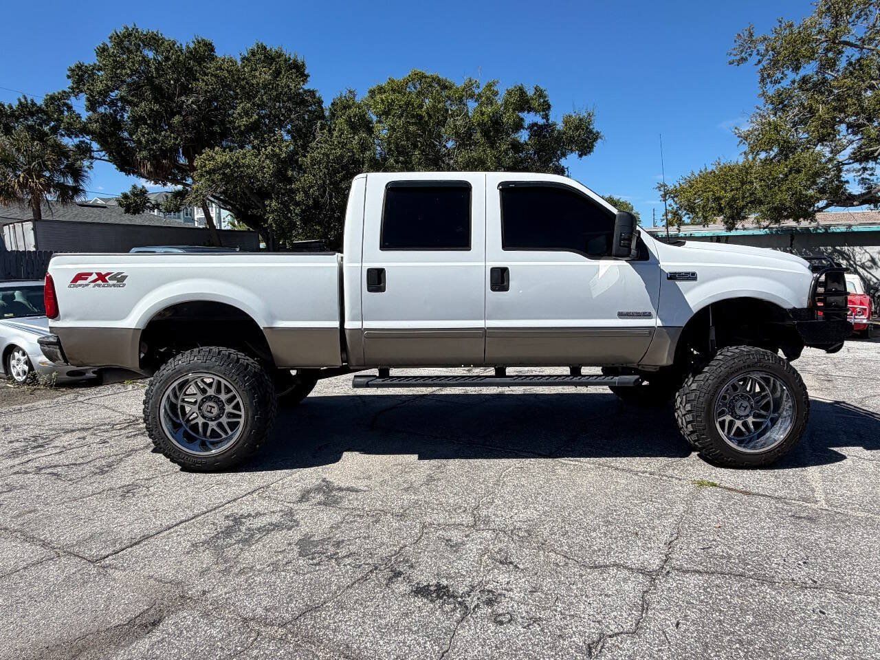 Used 2003 Ford F250 Lariat AWD/4WD image 14
