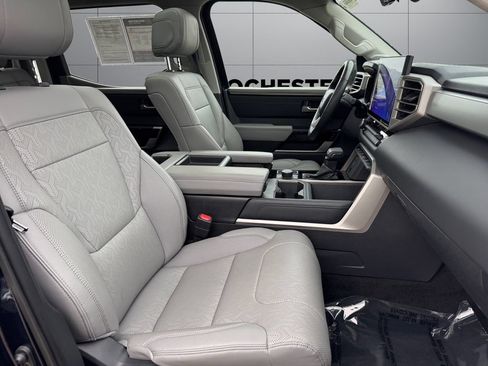 Used 2023 Toyota Tundra Limited w/ TRD Off-Road Package AWD/4WD image 17