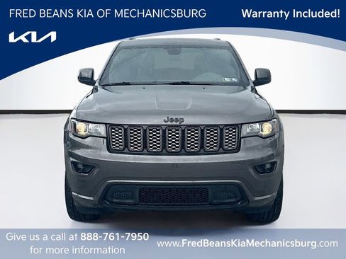 Used 2019 Jeep Grand Cherokee Altitude image 2