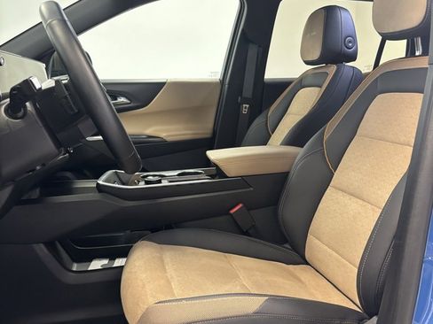 Certified 2025 Chevrolet Equinox ACTIV w/ Safety and Technology Package image 9