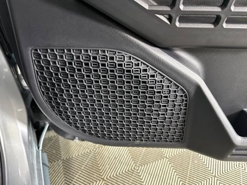 Used 2025 Toyota Tacoma TRD Off-Road image 29