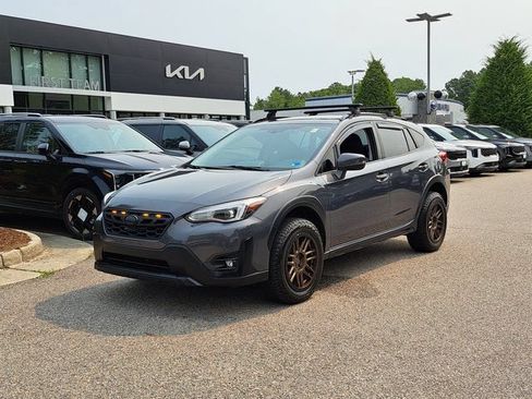 Used 2021 Subaru Crosstrek Hybrid w/ Moonroof Package w/Navigation AWD/4WD image 2