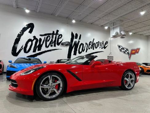Used 2014 Chevrolet Corvette Stingray Convertible image 1