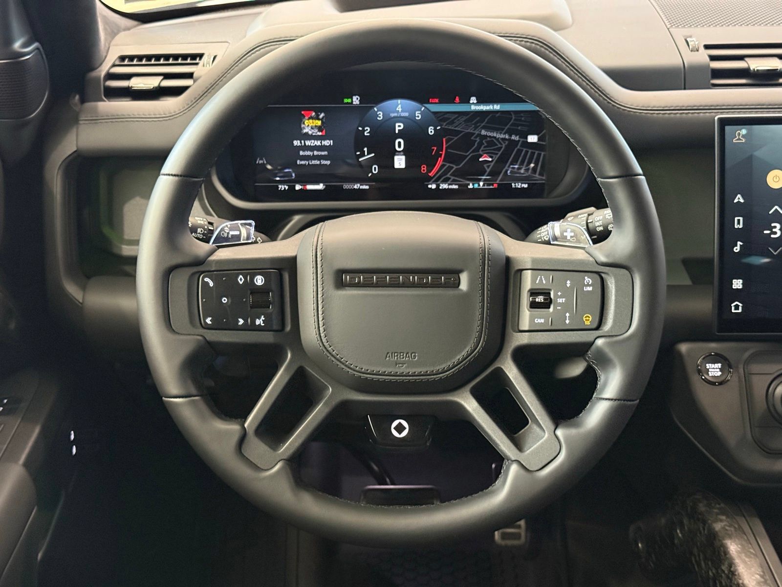 New 2026 Land Rover Defender 110 OCTA AWD/4WD image 37