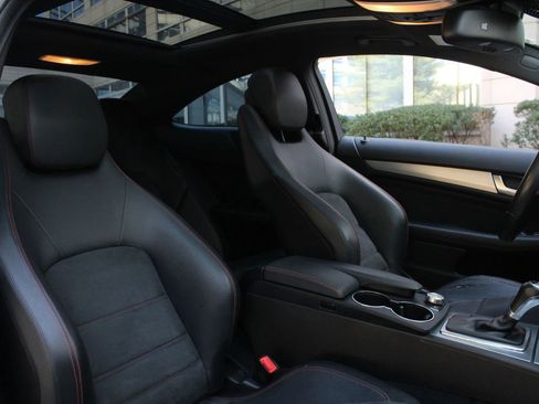 Used 2014 Mercedes-Benz C 350 4MATIC Coupe image 19