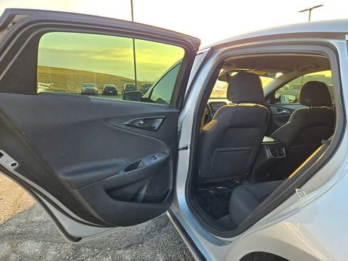 Used 2022 Chevrolet Malibu LT image 25