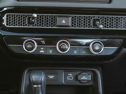 Used 2023 Honda Civic LX image 15