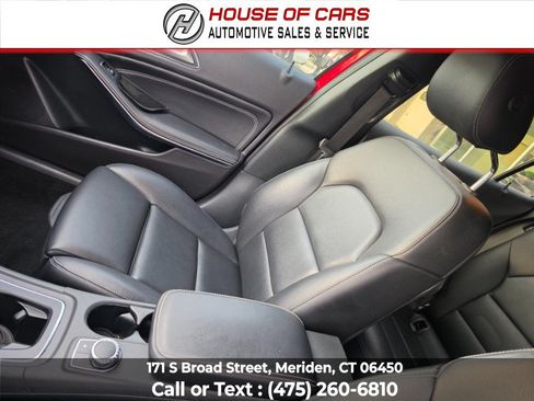 Used 2016 Mercedes-Benz GLA 250 4MATIC image 36