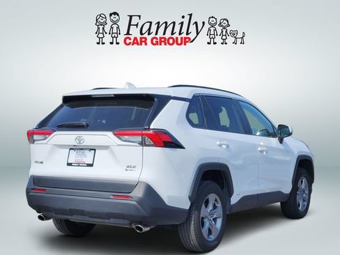 Certified 2025 Toyota RAV4 XLE AWD/4WD image 4