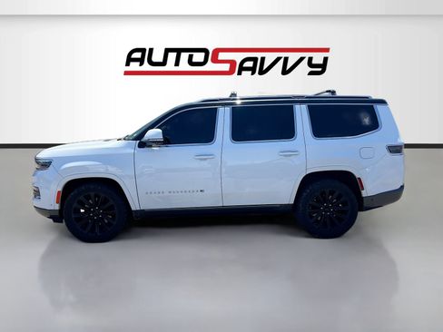 Used 2022 Jeep Grand Wagoneer Series II w/ Convenience Group III AWD/4WD image 4