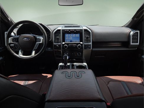 Used 2018 Ford F150 King Ranch w/ Equipment Group 601A Luxury AWD/4WD image 15