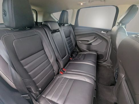 Used 2018 Ford Escape Titanium w/ Ford Safe & Smart Package AWD/4WD image 18