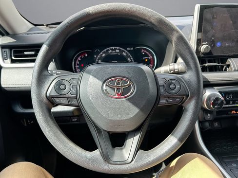 Used 2023 Toyota RAV4 XLE w/ Convenience Package FWD image 15