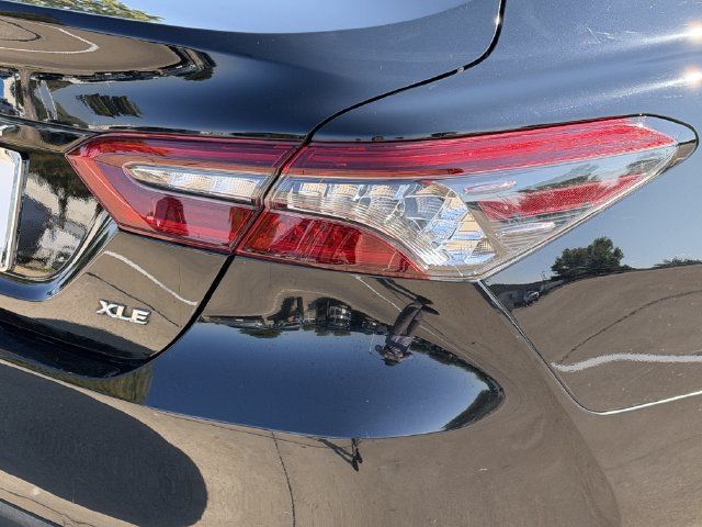 Used 2023 Toyota Camry XLE FWD image 7