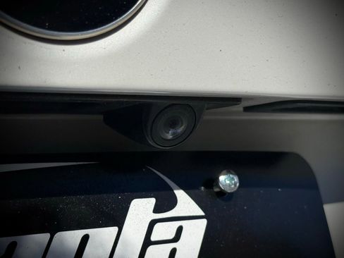 Used 2018 BMW M240i Convertible image 11