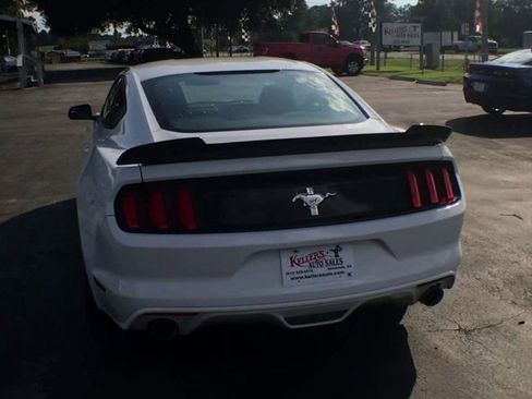 Used 2016 Ford Mustang Coupe w/ Equipment Group 051A image 7
