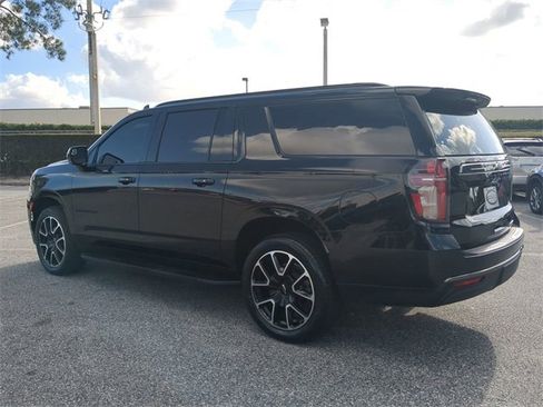 Used 2021 Chevrolet Suburban RST w/ Rear Media and Nav Package image 6