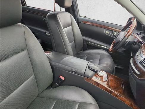 Used 2013 Mercedes-Benz S 550 image 23