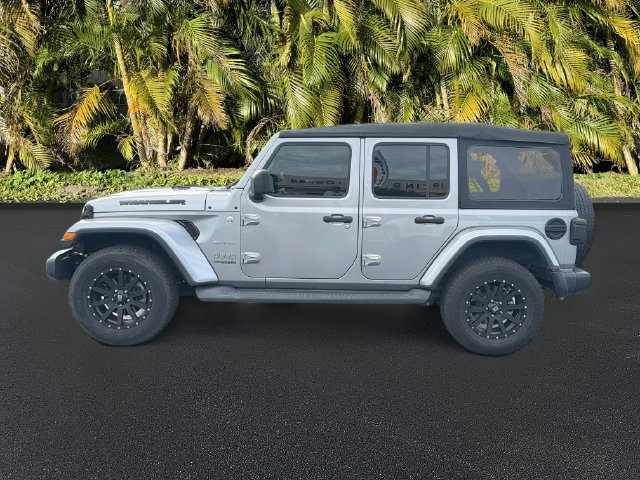 Used 2018 Jeep Wrangler Unlimited Sahara AWD/4WD image 8
