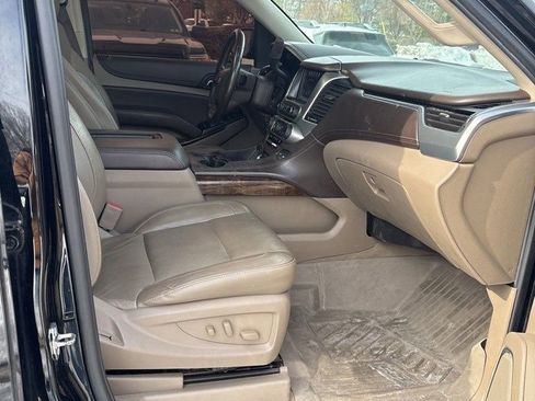 Certified 2019 Chevrolet Suburban LT w/ RST Edition image 22