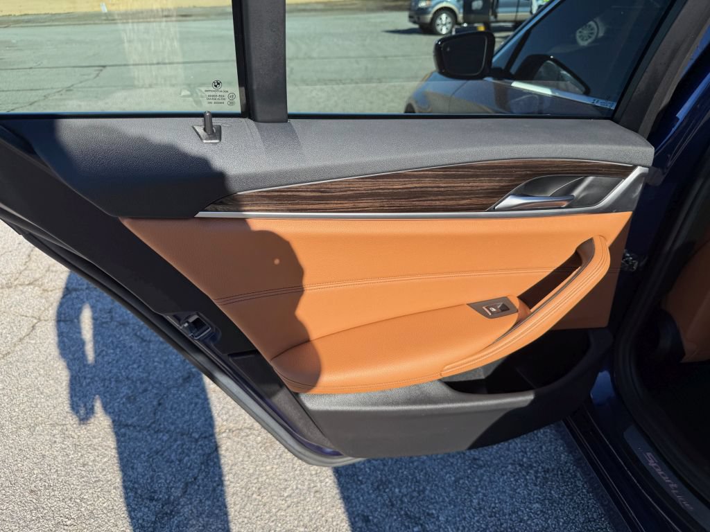Used 2019 BMW 540i xDrive w/ Convenience Package AWD/4WD image 23