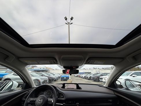 Used 2025 MAZDA CX-30 AWD 2.5 S w/ Premium Package image 23