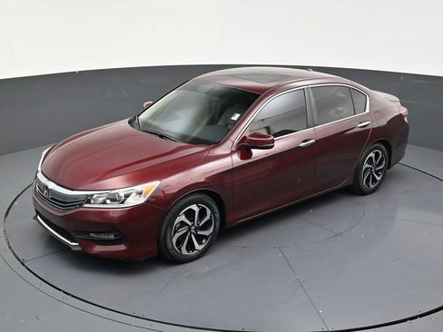 Used 2017 Honda Accord EX-L image 13