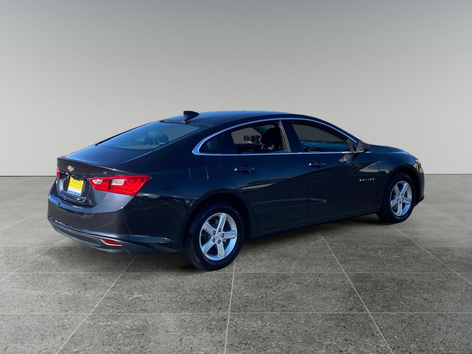 Used 2023 Chevrolet Malibu LT FWD image 5