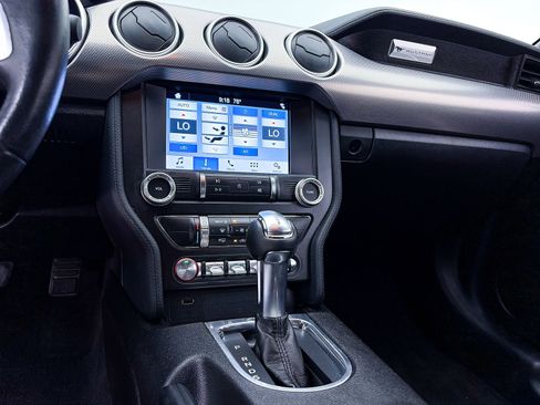Used 2019 Ford Mustang Coupe w/ Equipment Group 101A RWD image 5