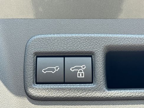New 2026 Toyota C-HR AWD/4WD image 13