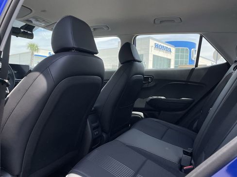 New 2025 Hyundai Venue Limited image 16