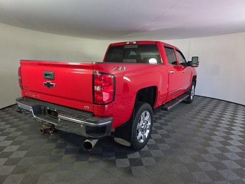 Used 2019 Chevrolet Silverado 2500 LTZ w/ LTZ Plus Package AWD/4WD image 5