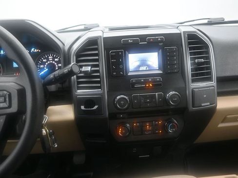 Used 2018 Ford F150 XLT RWD image 21